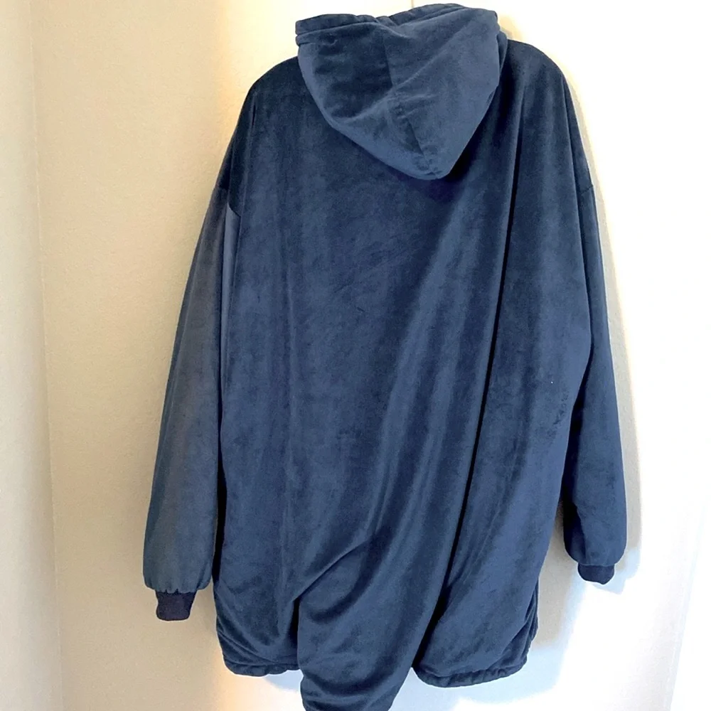 THE COMFY Original | Sherpa Lined Microfiber Fleece‎ Wearable Blanket, Oversized